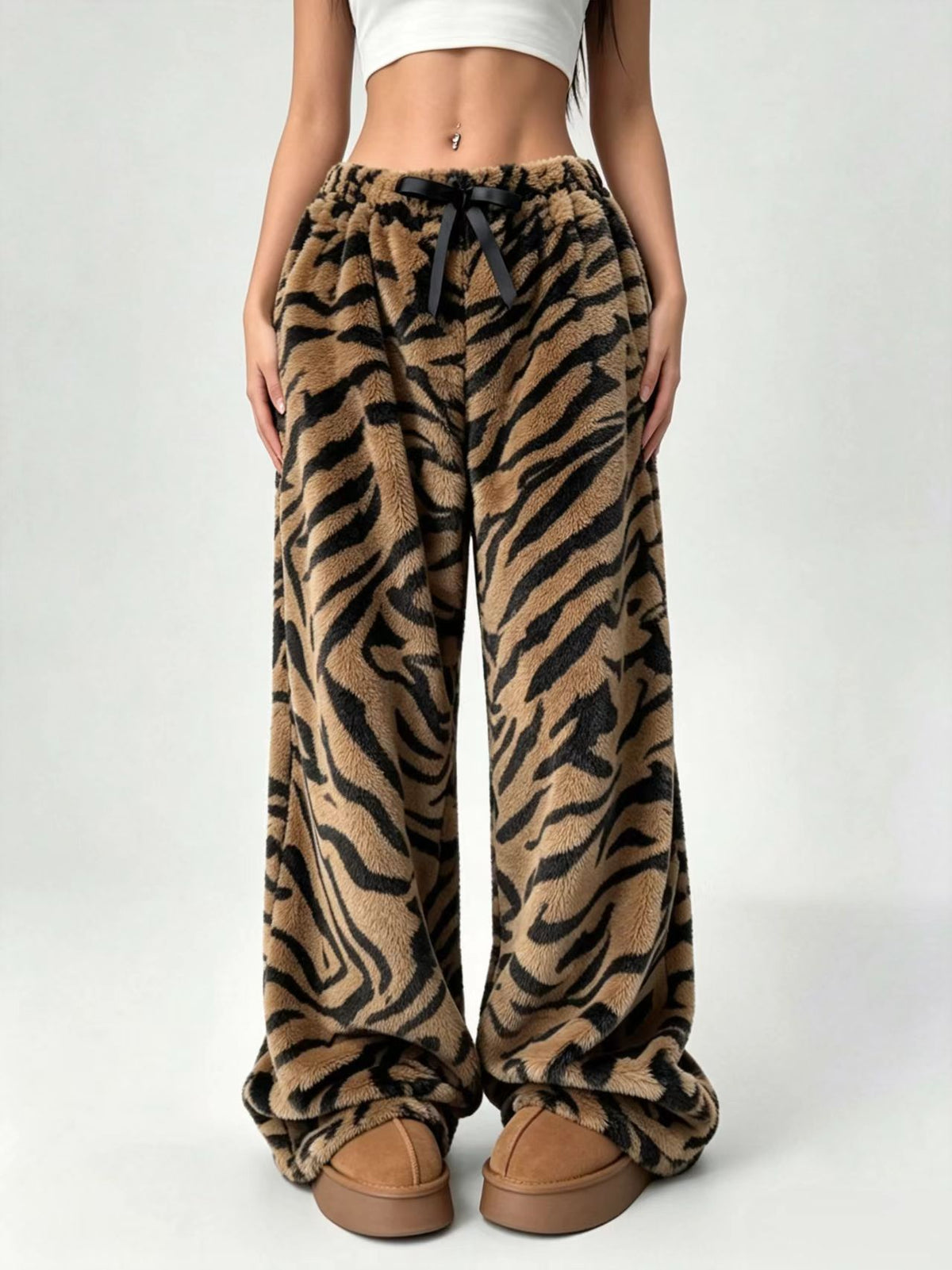 Women's Tiger Print Plush Wide-Leg Pants