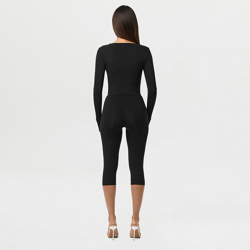 Women's Long-Sleeve Ruched Crop Top and High-Waisted Capri Pants Two-Piece Set