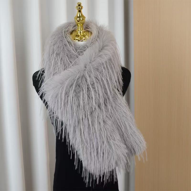 Women's Faux Fur Winter Scarf with Soft Texture