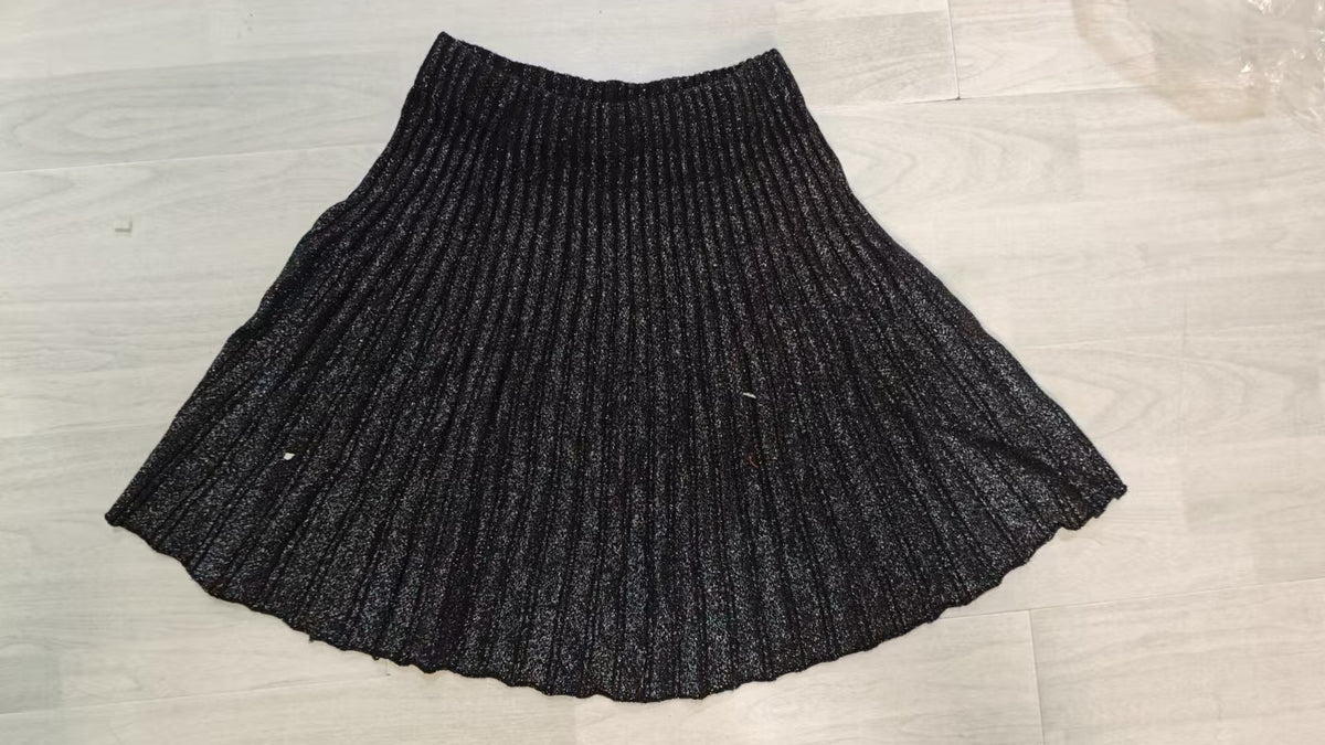 Women’s Pleated Textured Midi Skirt