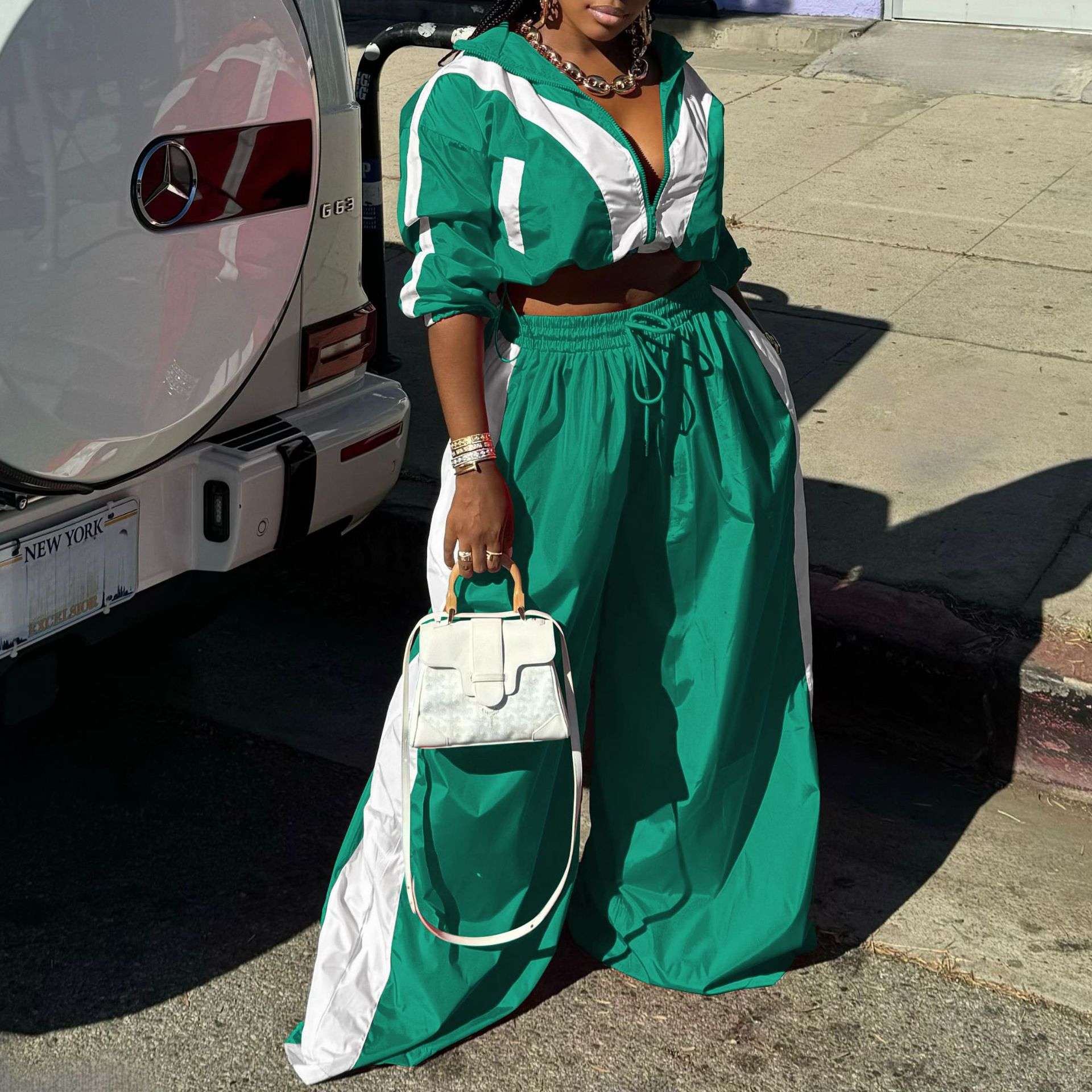 Sporty Fly Pant Set - L, Cadmium Green image