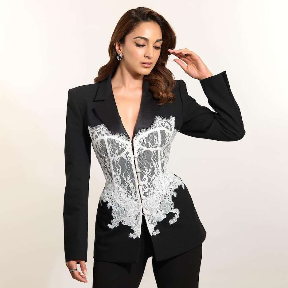 Blazer with White Lace Corset - L, Black image