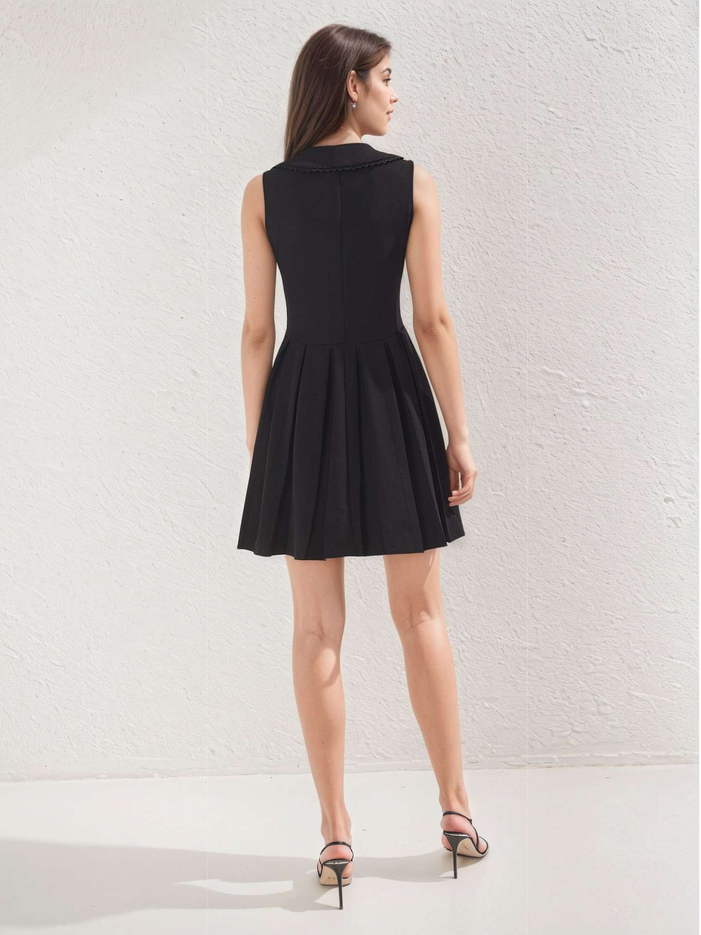 Elegant Pleated Sleeveless Dress image 2