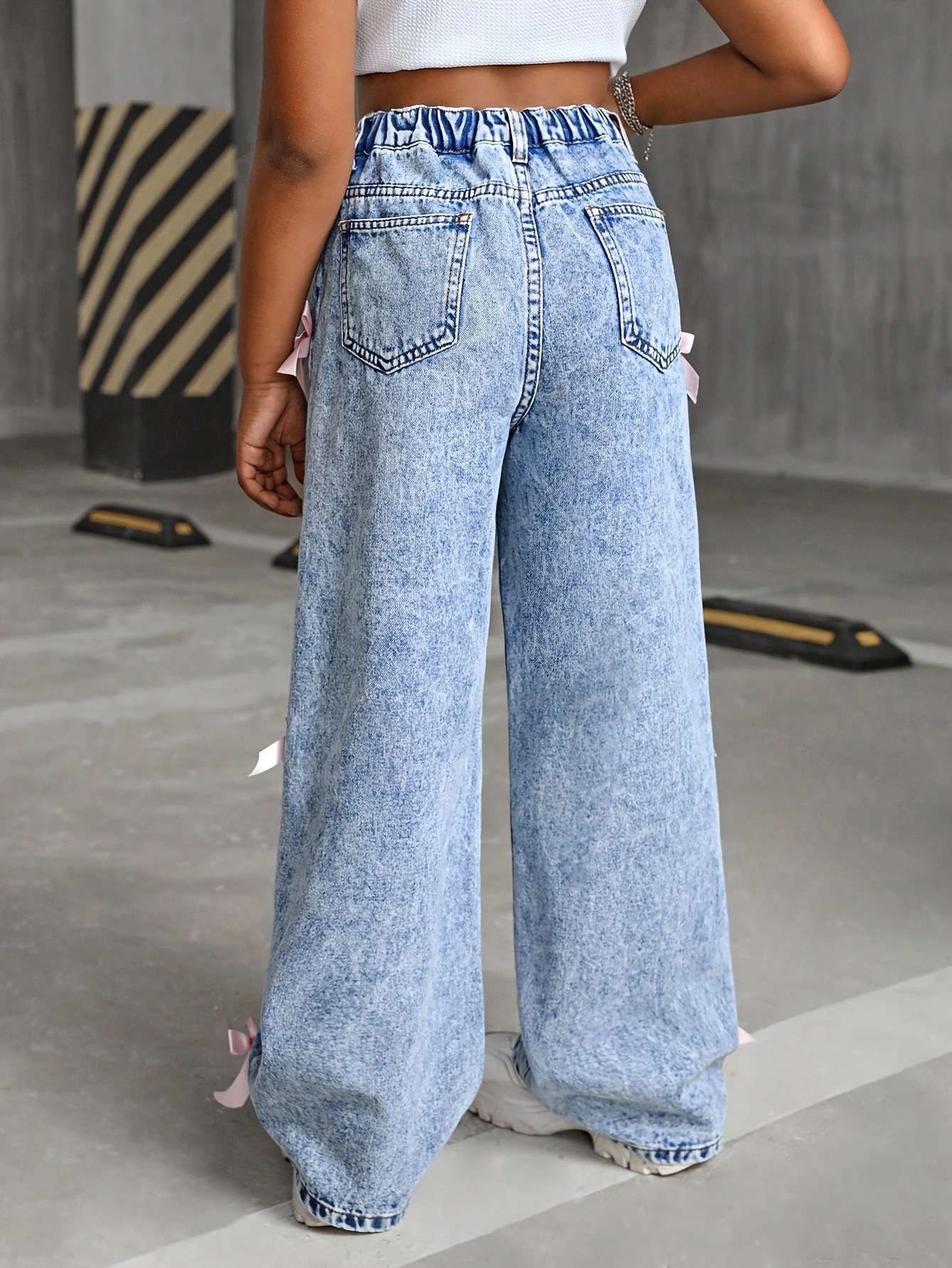 Bow Knot Zip Up Denim Pants Loose Fit image 3