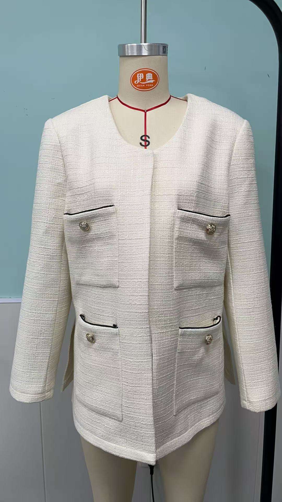 Textured Blazer with Button Details image 4