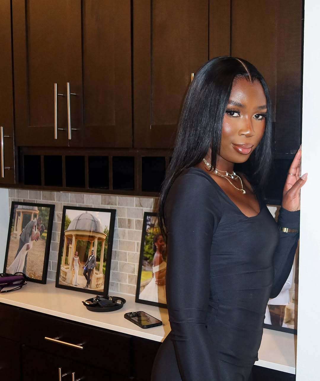 Elegant Cropped Jumpsuit with Long Sleeves image 4