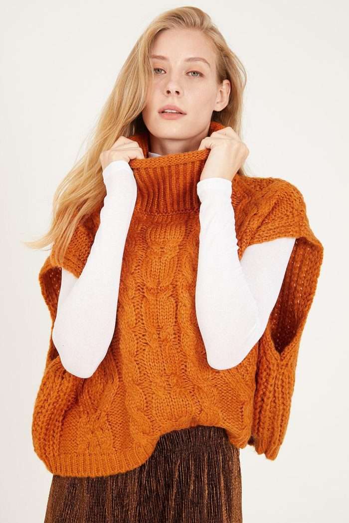 Sleeveless Sweater Vest Cropped Pullover image 3