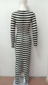 Stylish Zigzag Pattern Knit Dress image 3