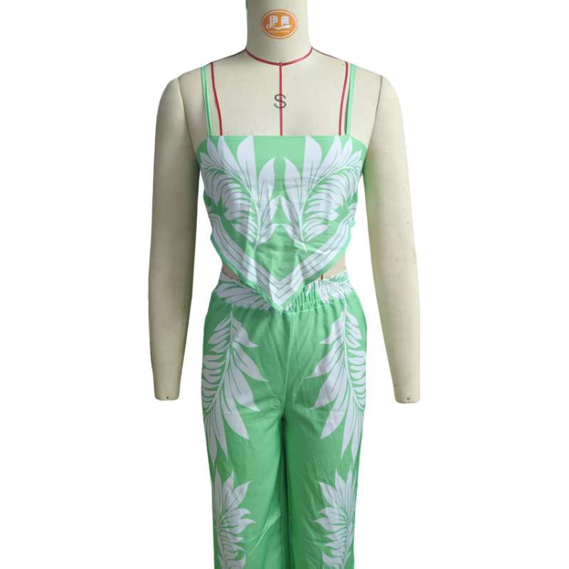 Vibrant Tropical Print Vacation Set - M, Green image