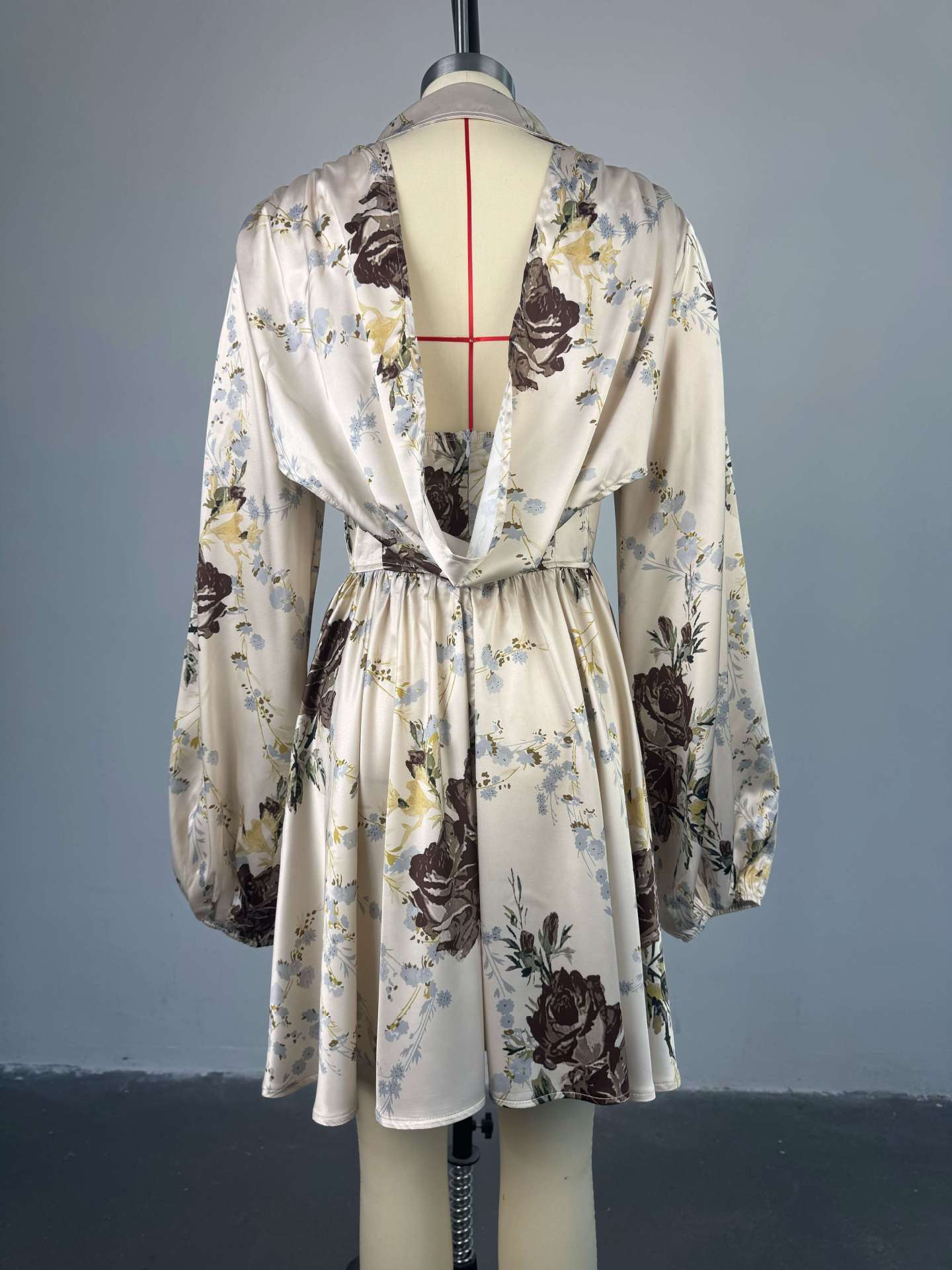 Low Cut V-neck Slim Long Sleeve Midi Dress image 2