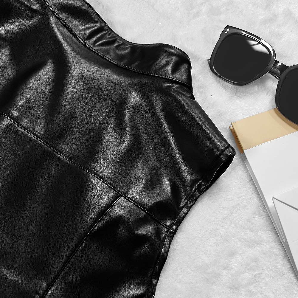 Sleek Black Faux Leather Zip-Front Vest image 3