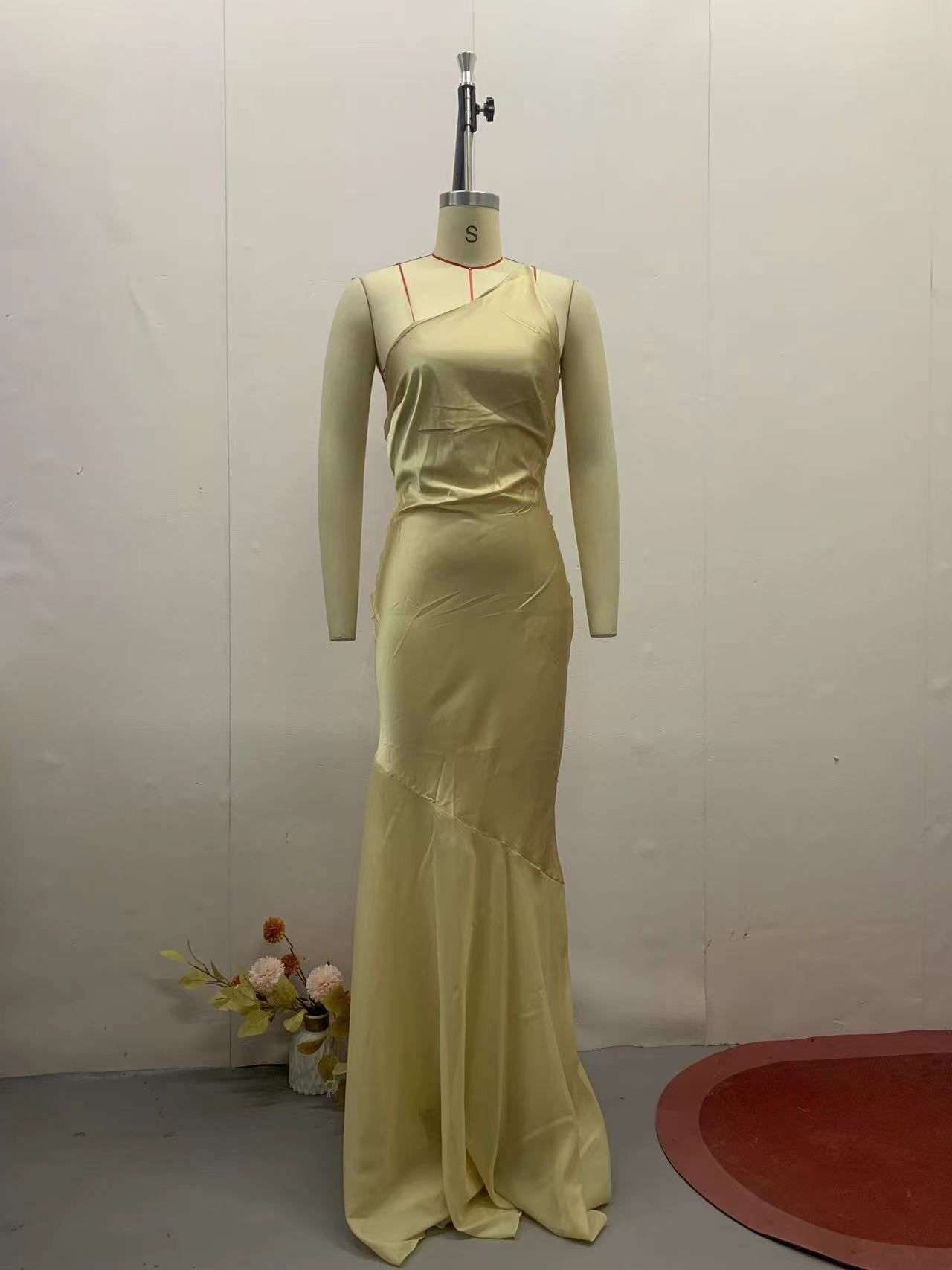 Elegant One-Shoulder  Evening Gown image 4