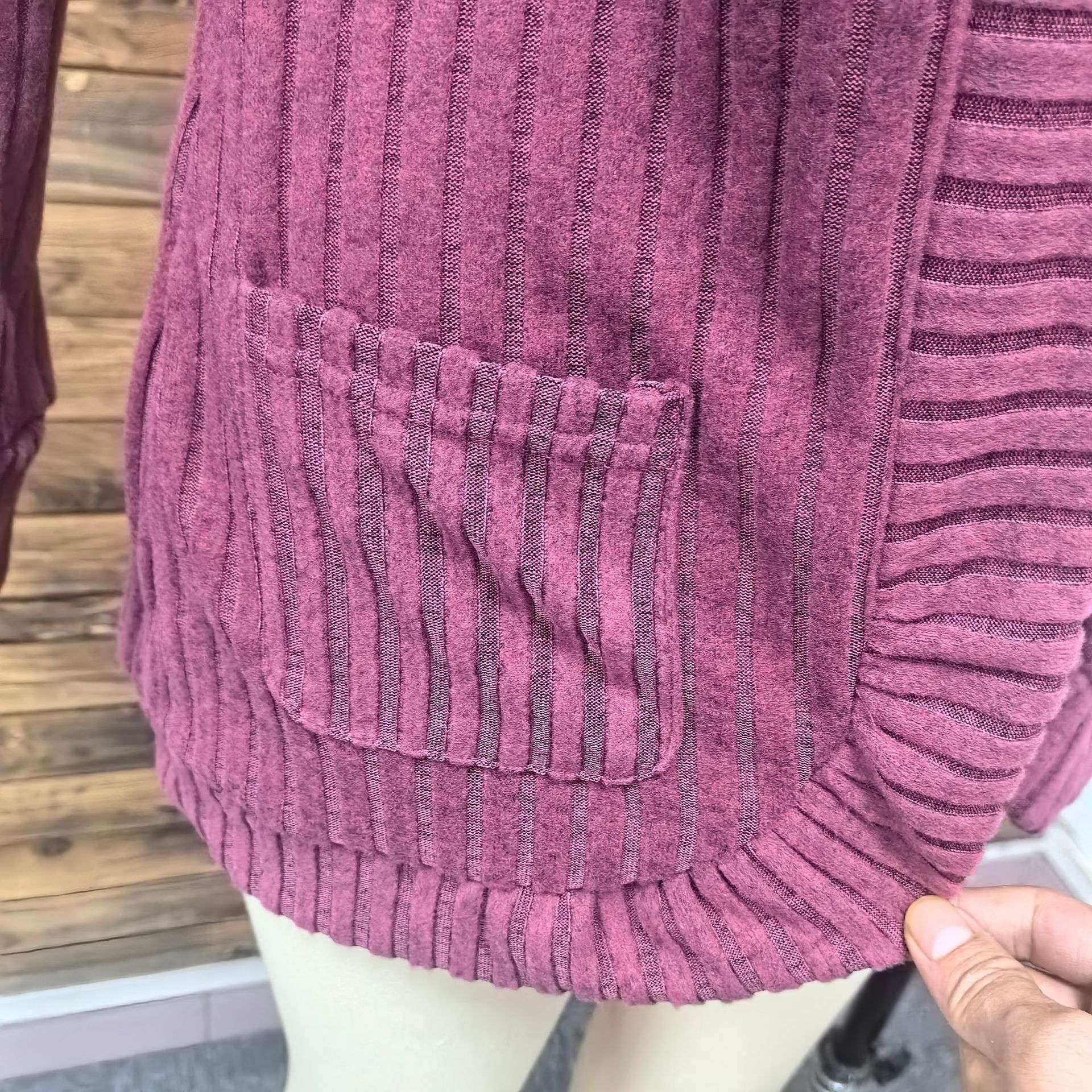 Stylish Knit Jacket with Pockets image 3