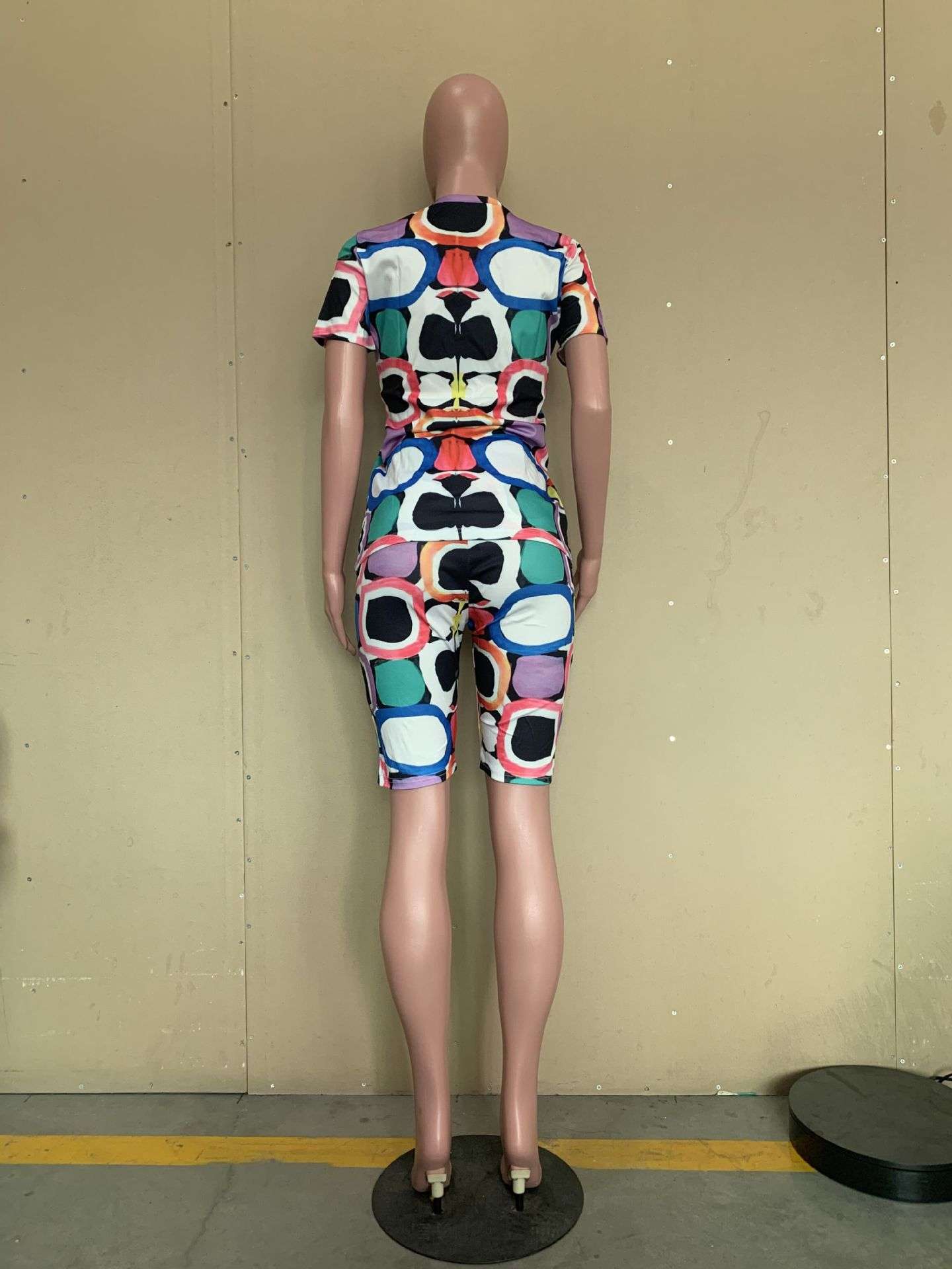 Colorful Geometric Print Two-Piece Set image 3