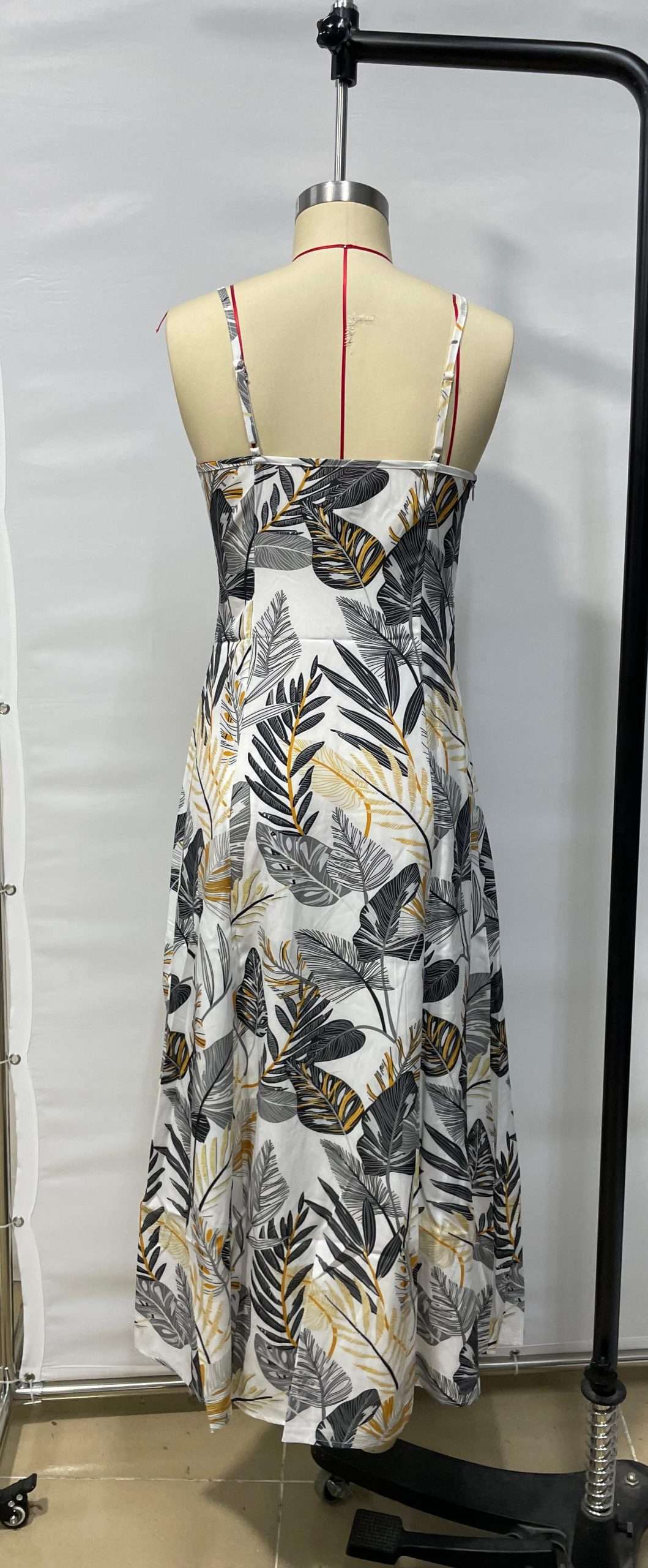 Tropical Leaf Print Maxi Dress image 2