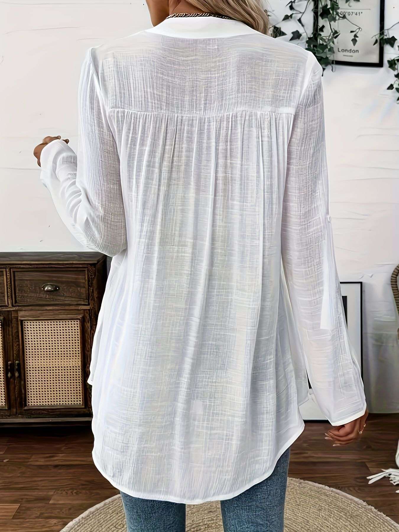 Elegant White Floral Tunic image 3