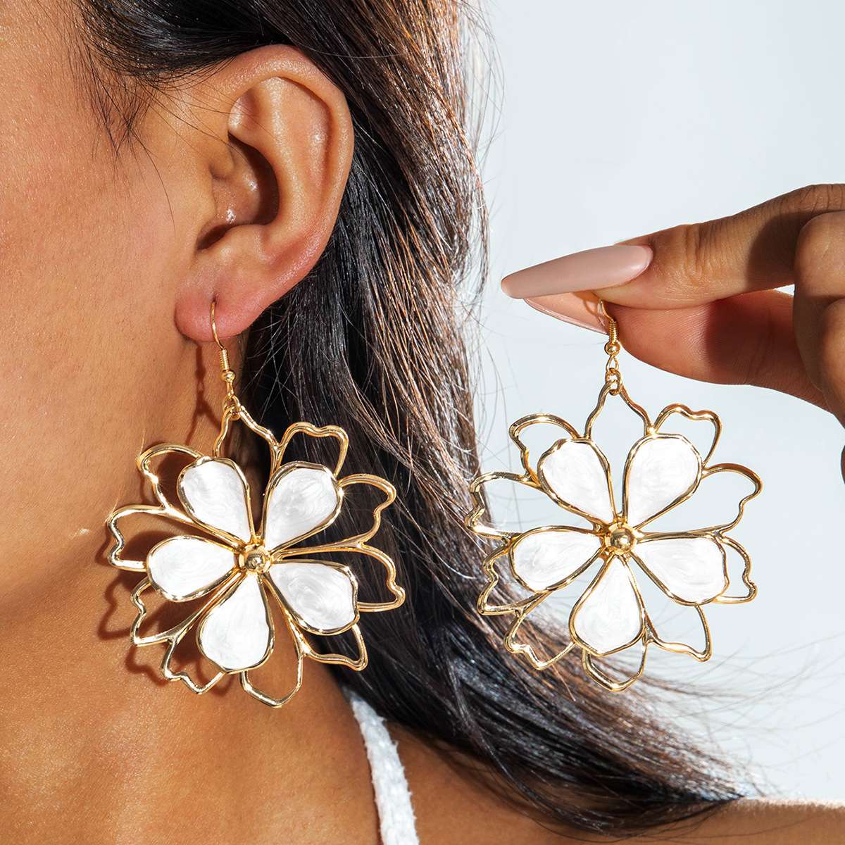 Floral Earrings with Enamel Petals - Free Size, White image