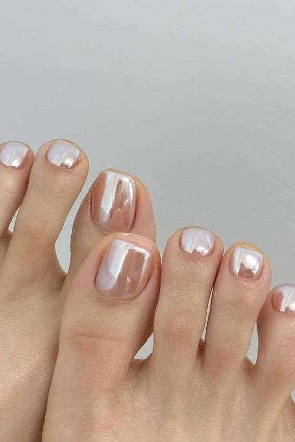 Pearl Chrome Press-On Toenails image 0