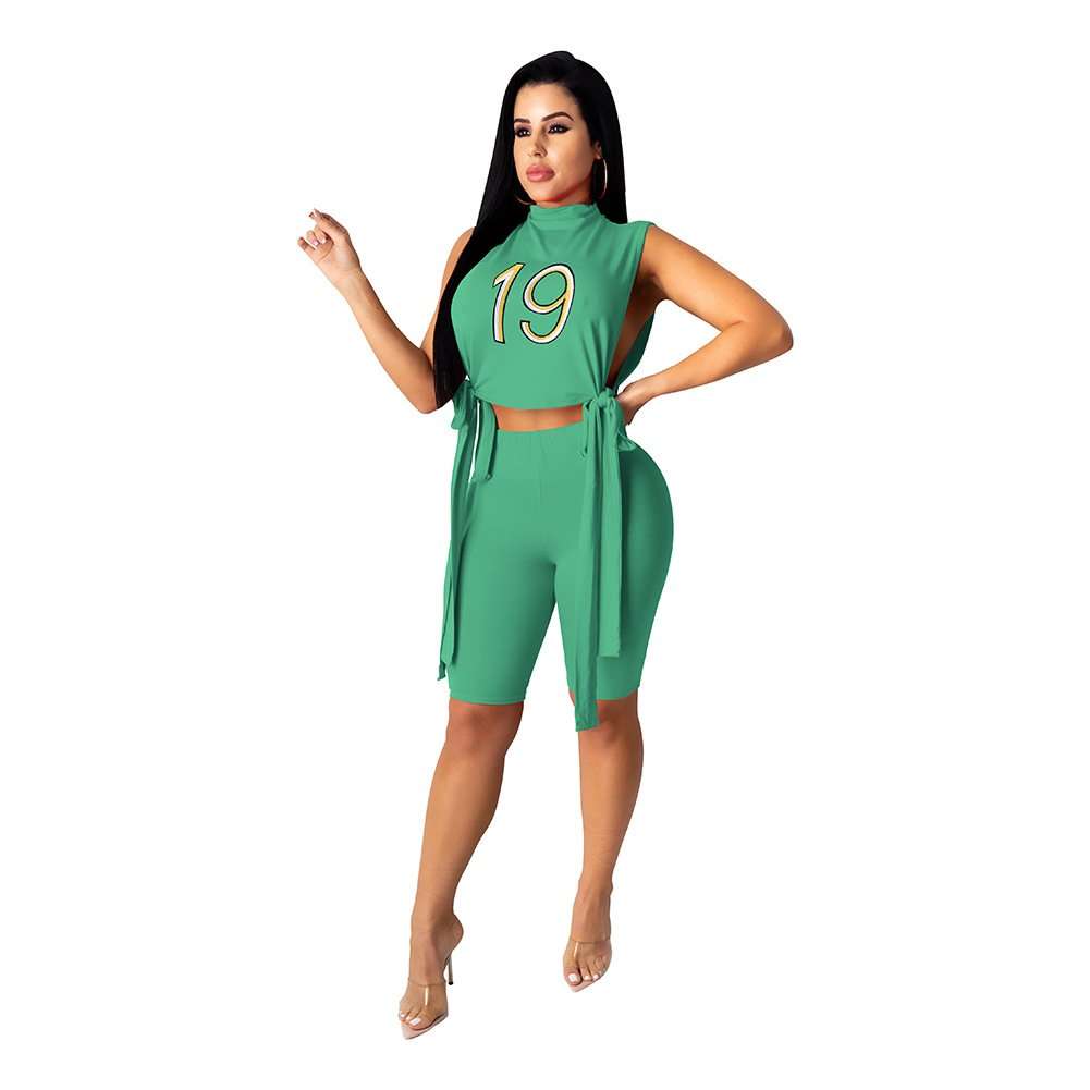 Sporty Chic Crop Top & Biker Shorts Set - S, Green image