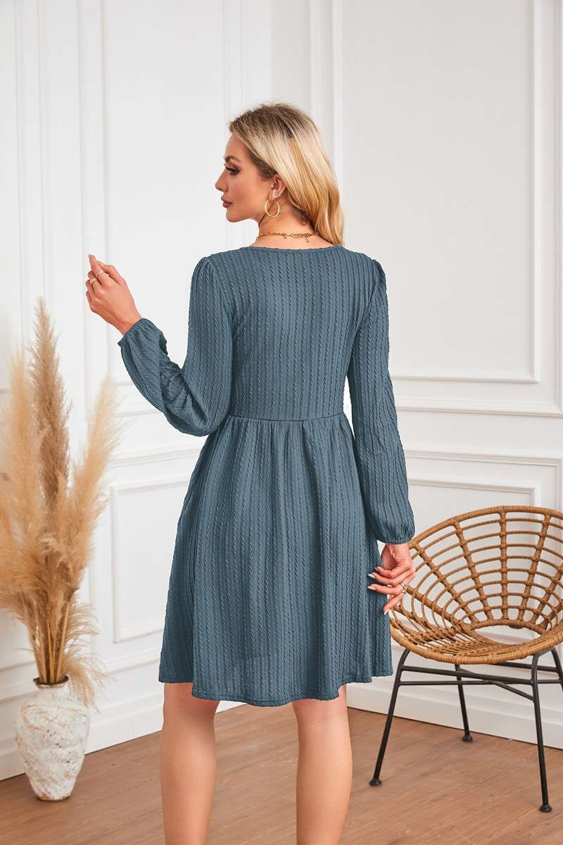 Long-sleeved Solid round neck Dress image 7