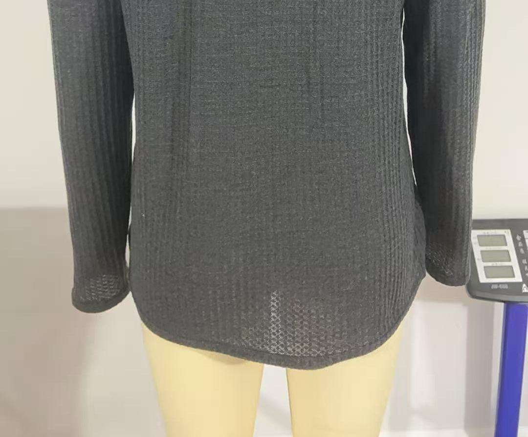 Textured Long Sleeve Shirt with V-Neck image 4