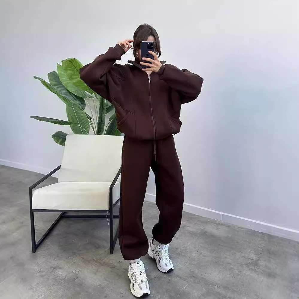 Three Thread Tracksuit Set - XL, Bronze Brown image