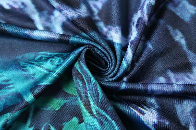 Two-Piece Set with Floral and Animal Print image 2