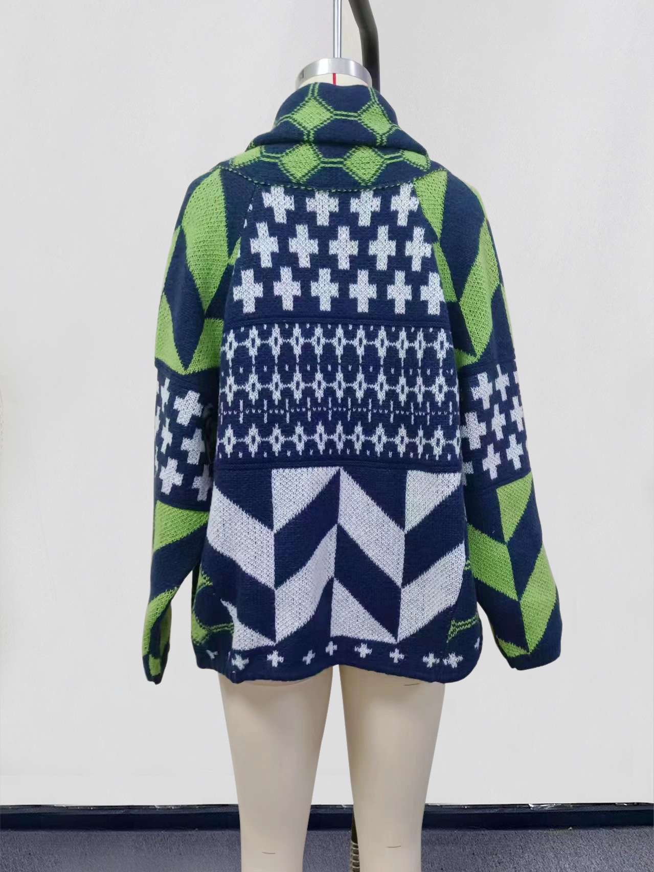 Colorful Geometric Pattern  Jacket image 6