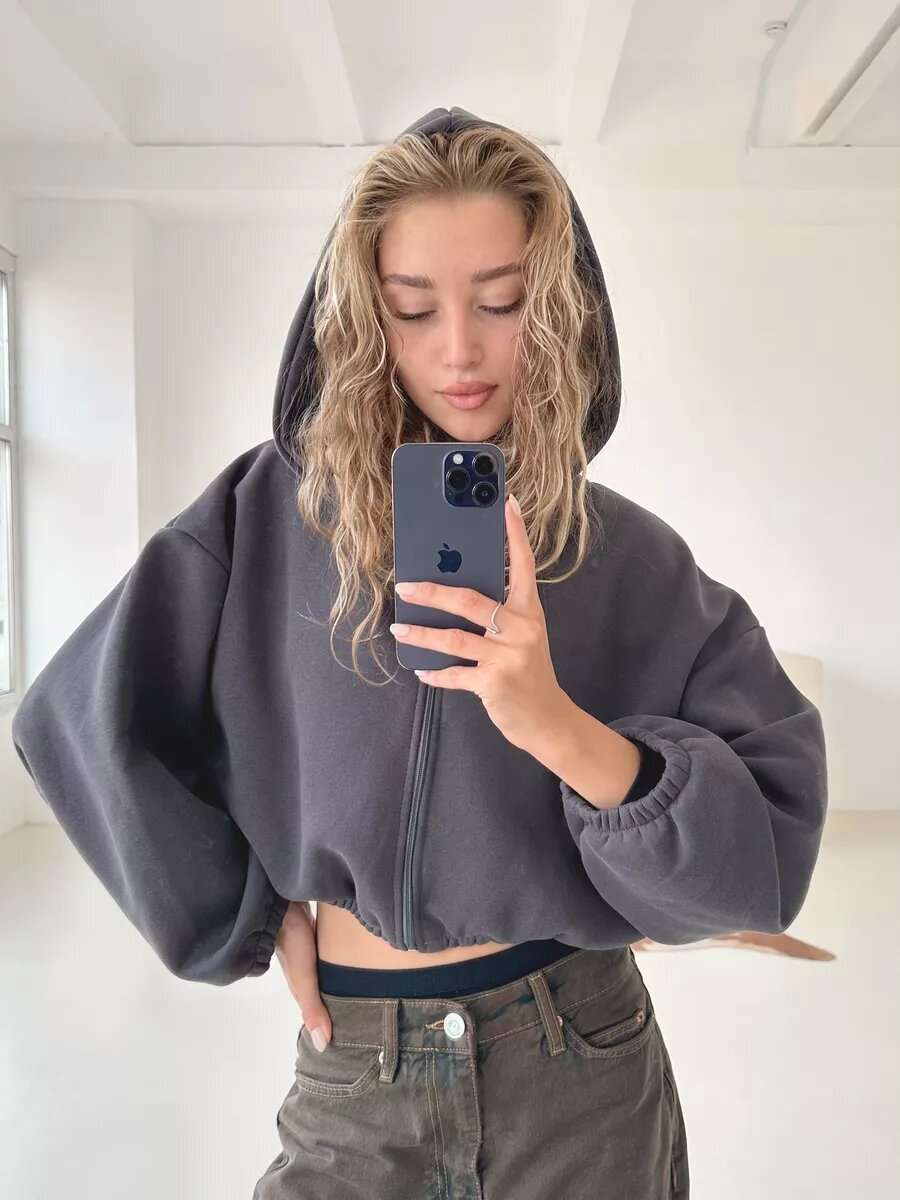 Cozy Luxe Crop Hoodie - L, Light Grey image