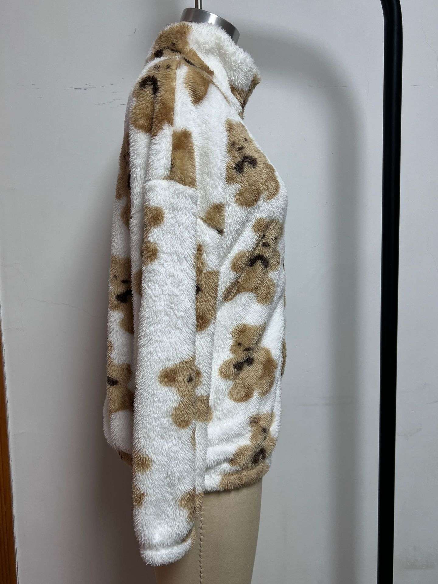 Cozy Teddy Bear Print Fleece Jacket image 6