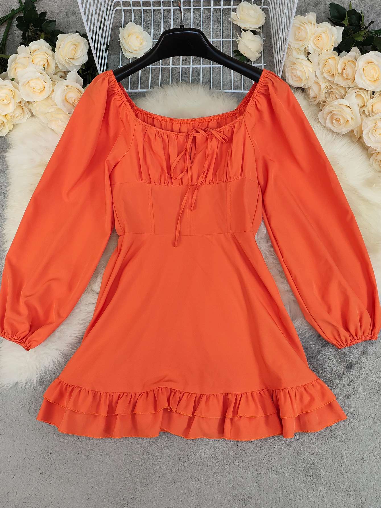 Vibrant Dress with Puff Sleeves & Ruffle Hem image 2