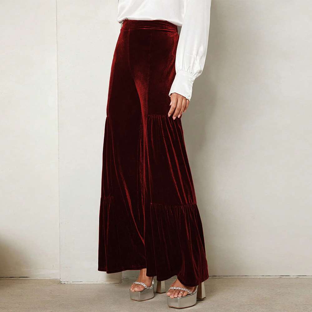 Wide-Leg Pants with Pleated Detail image 6