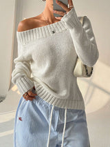 Cozy Knit Sweater with Rounded Neckline image 2