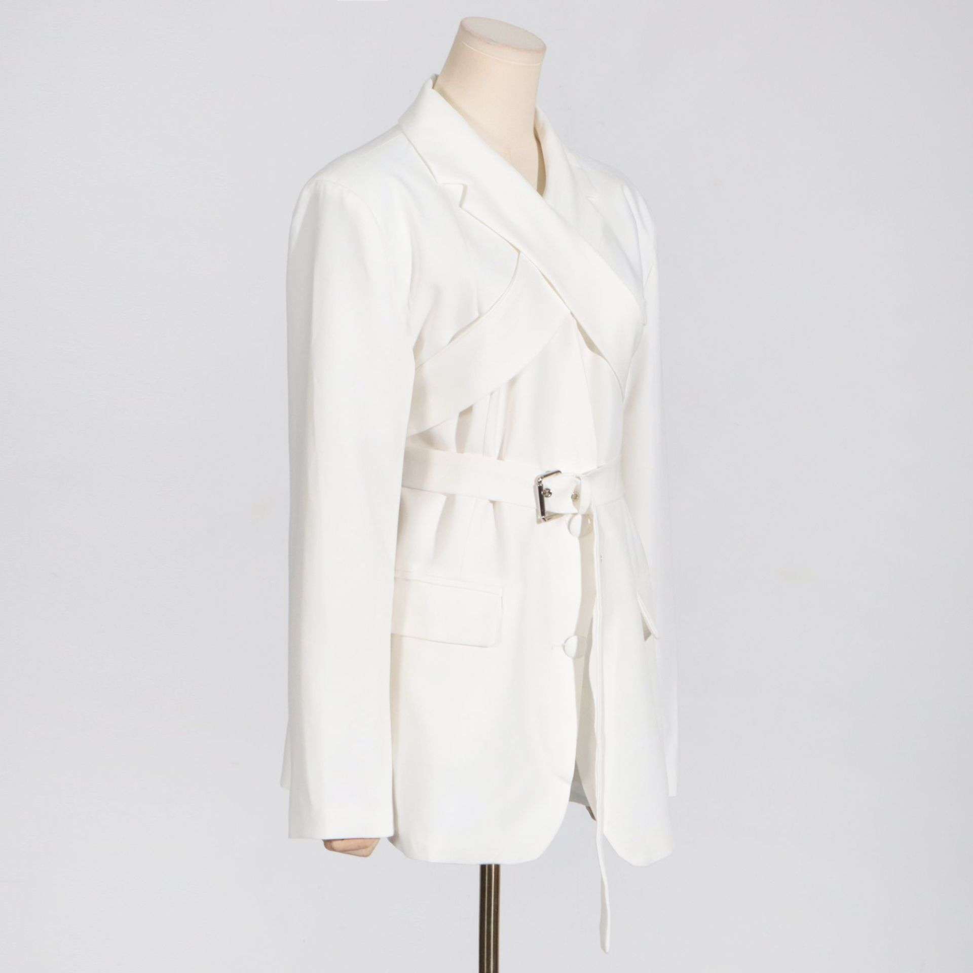 Cross Collar Long Sleeved Blazer image 1