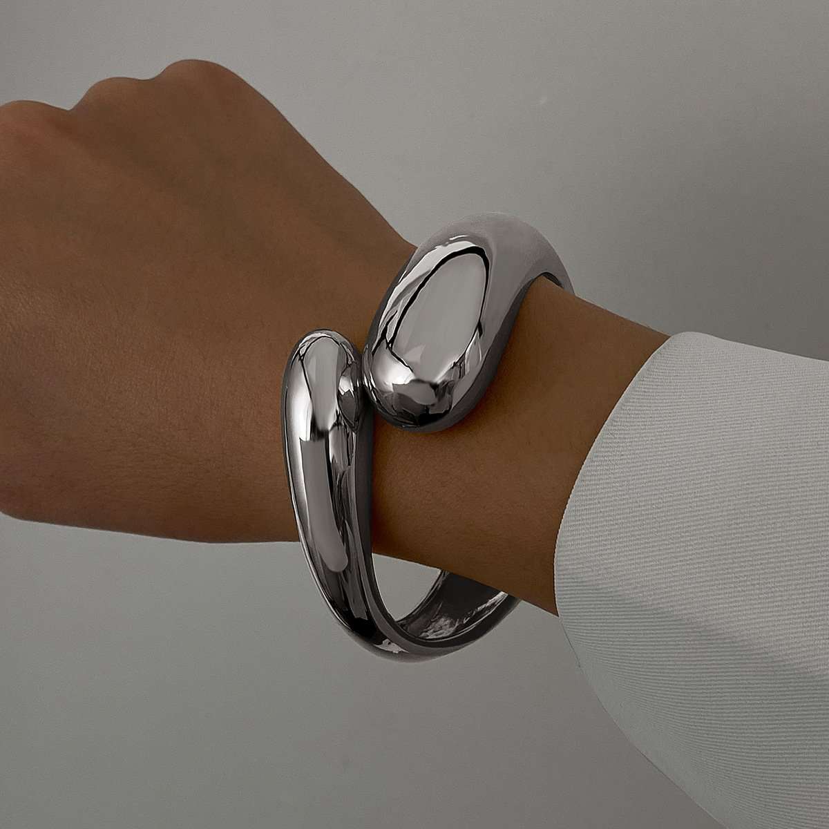 Thick Hinged Cuff Bangle Bracelet image 2