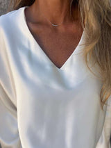 Elegant White V-Neck Blouse image 2