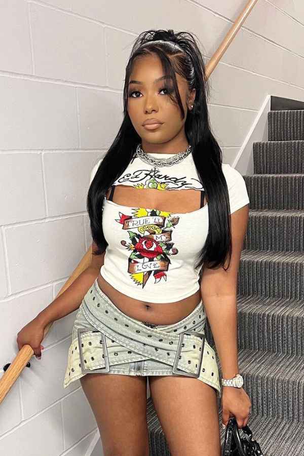 Sexy Belt Decor Low Rise Washed Denim Mini Skirt image 0