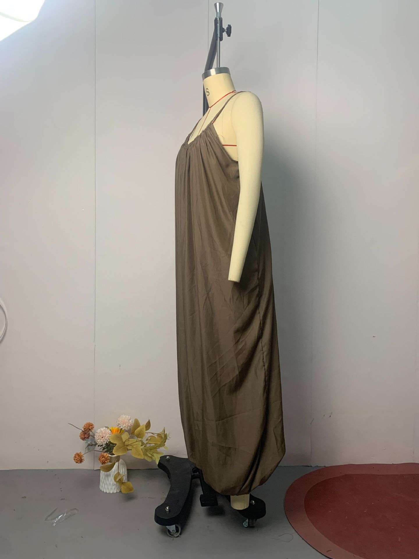 Chic Pleated Sleeveless Jumpsuit image 6