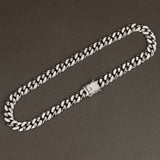 Luxurious Chain Necklace image 3