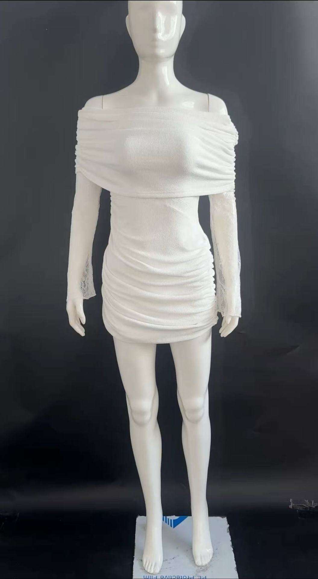 Off-Shoulder Lace Dress image 3