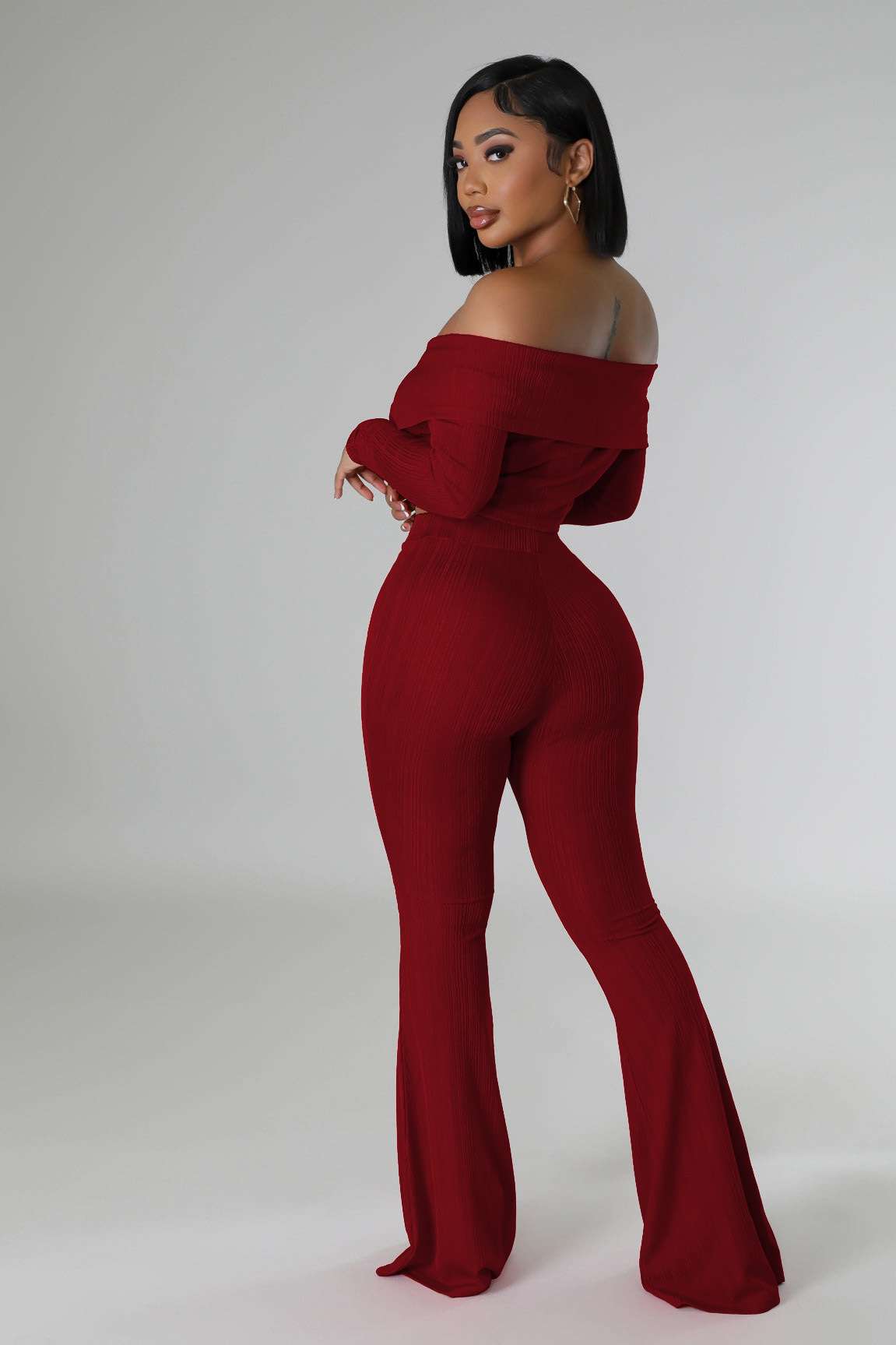 long sleeve ribbed shirt flared pants image 8