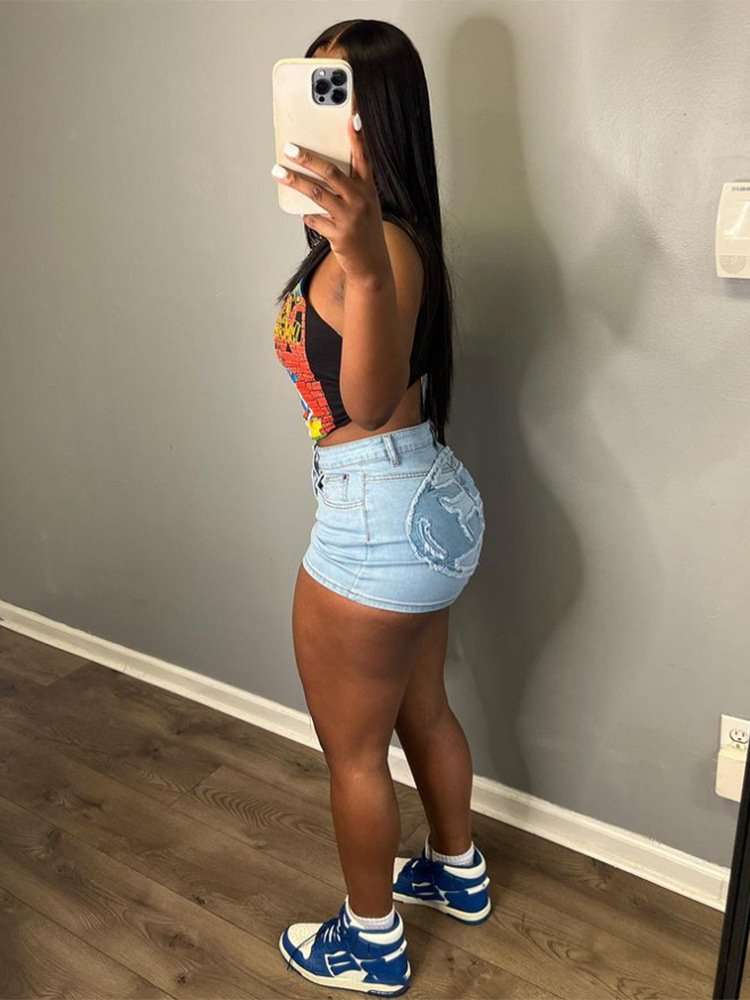 Retro Comic Graphic Sleeveless Crop Top image 2