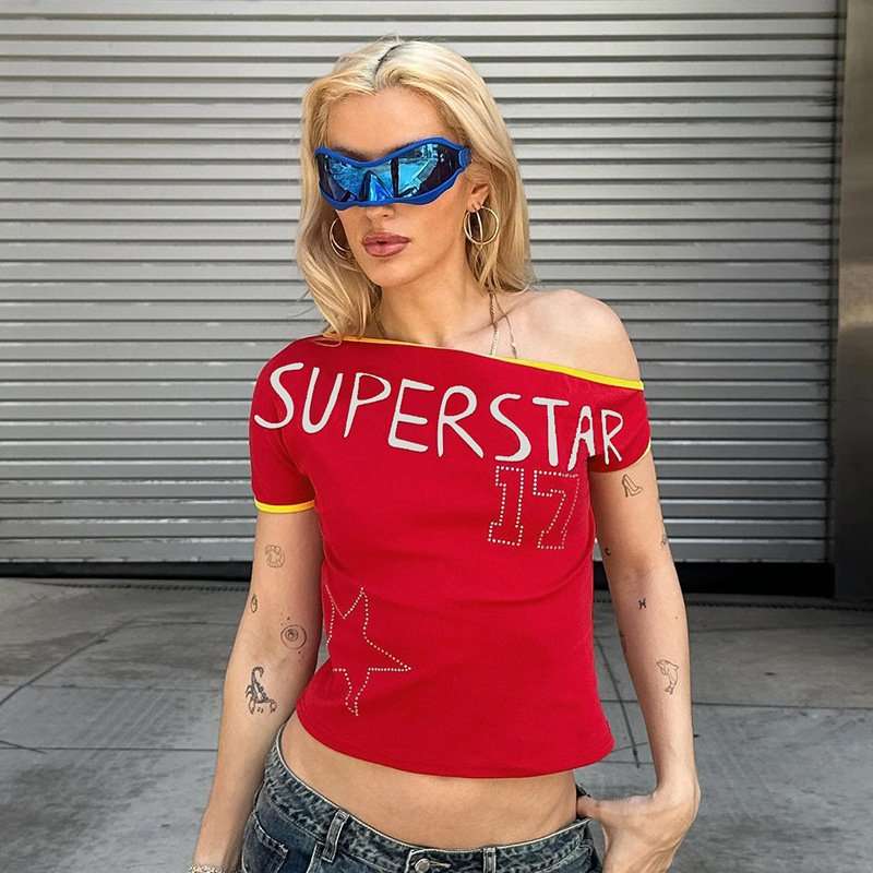 Off-Shoulder Graphic Tee - S, Red image