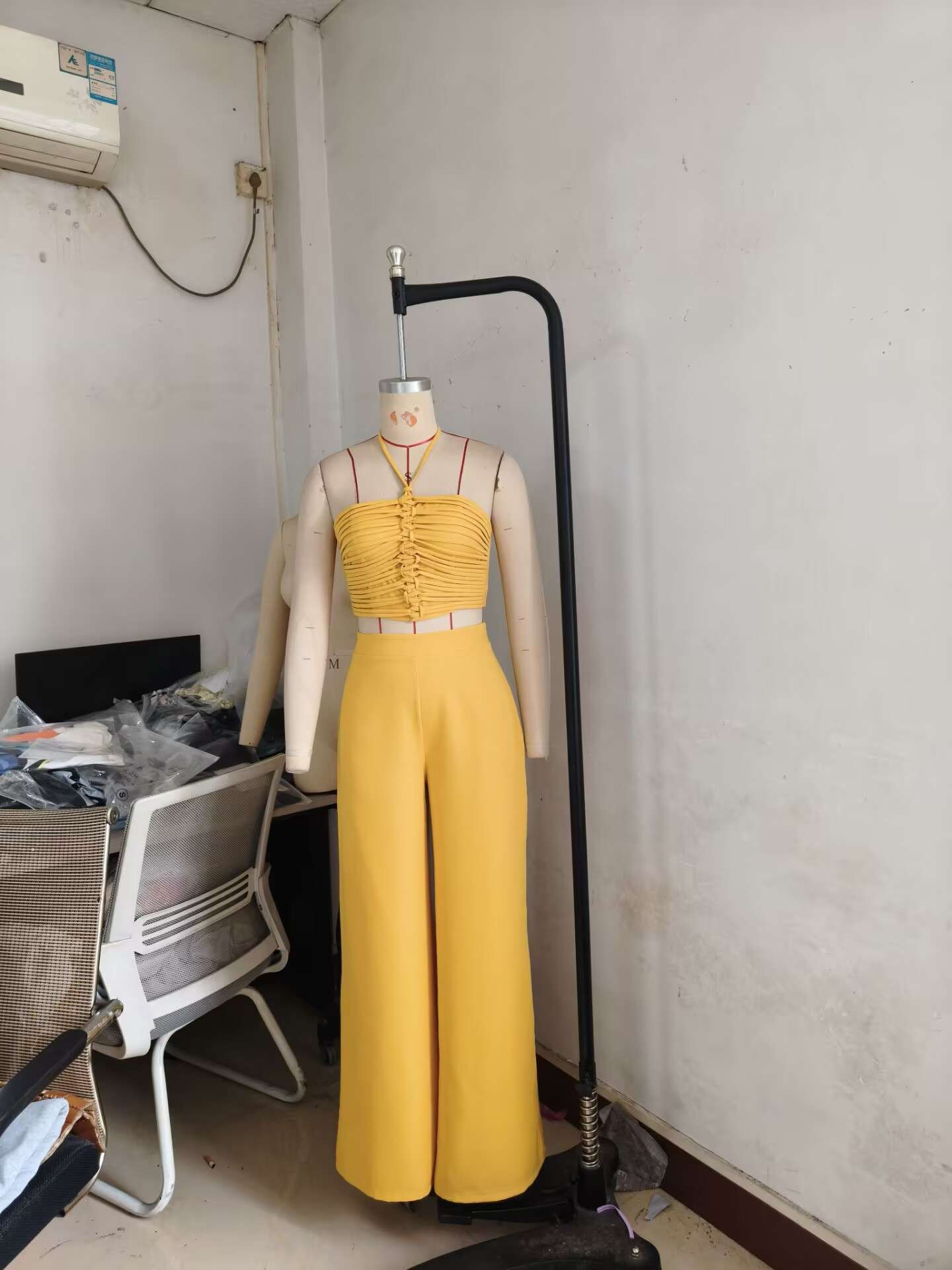 Two-Piece Strapless Crop Top & Wide-Leg Pants image 6