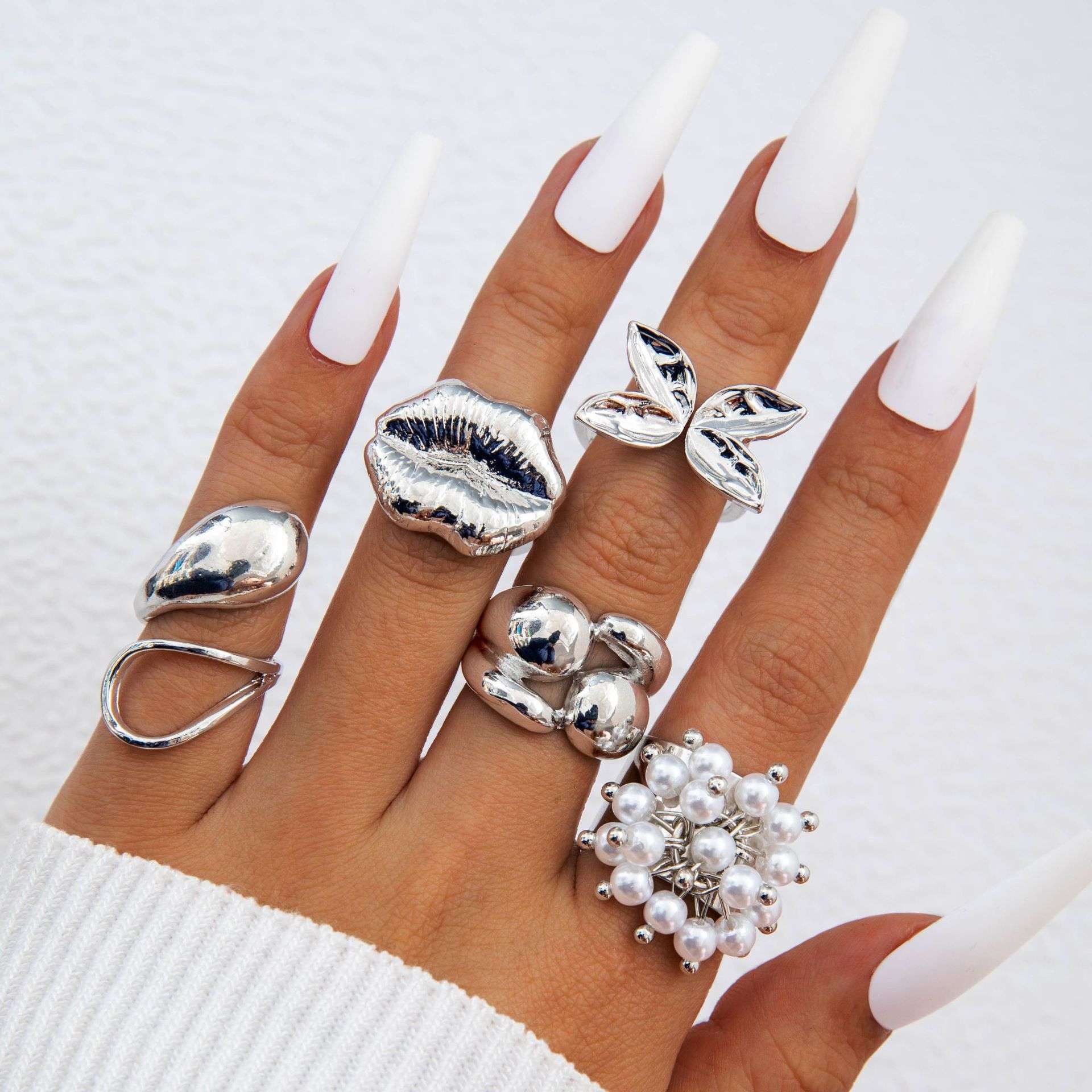 Luxurious Statement Ring Set - Free Size, Silver image