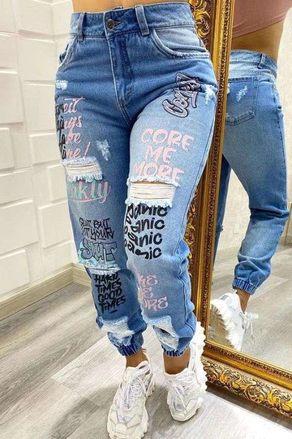 Zipper Fly Letter Printed Jeans image 0