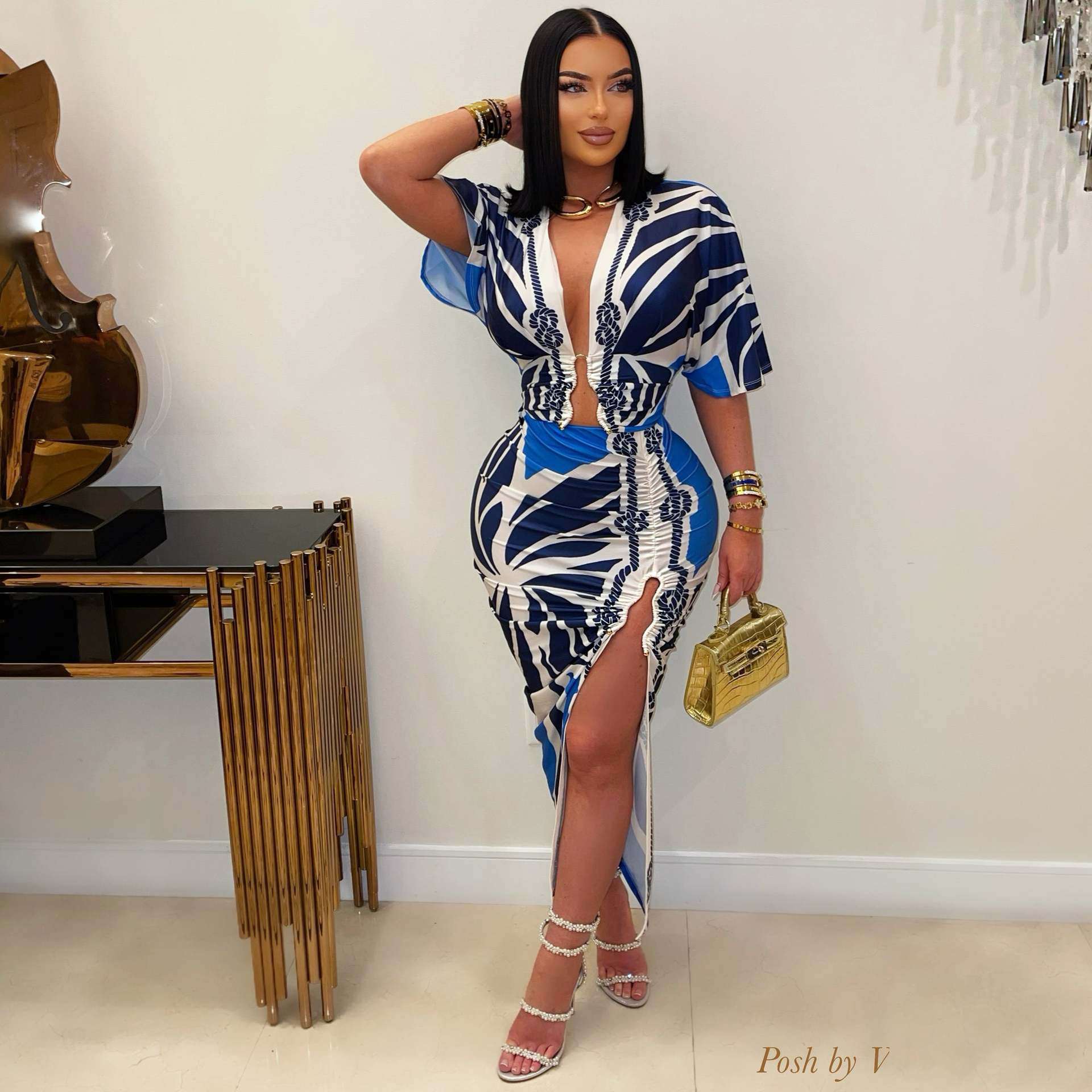 Elegant Patterned Dress with Side Slit image 1