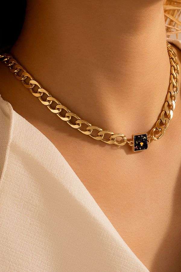 Chunky Chain Necklace with Pendant image 0