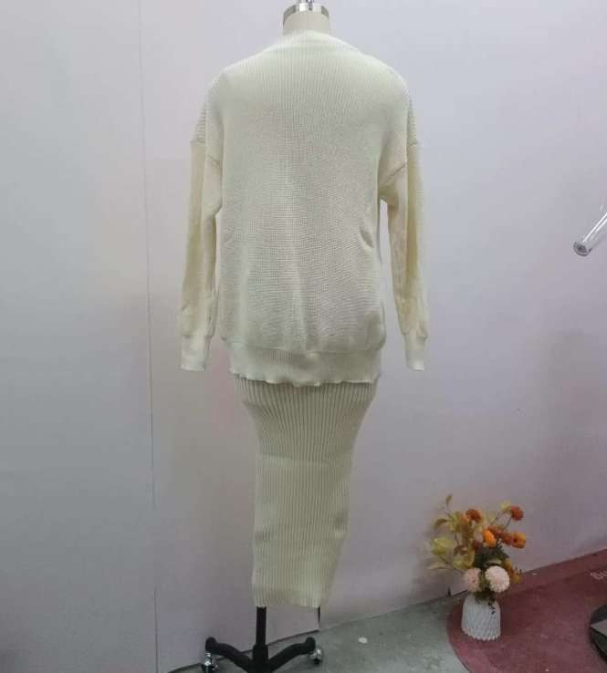 Bodycon Midi Dress With  Cardigan image 5