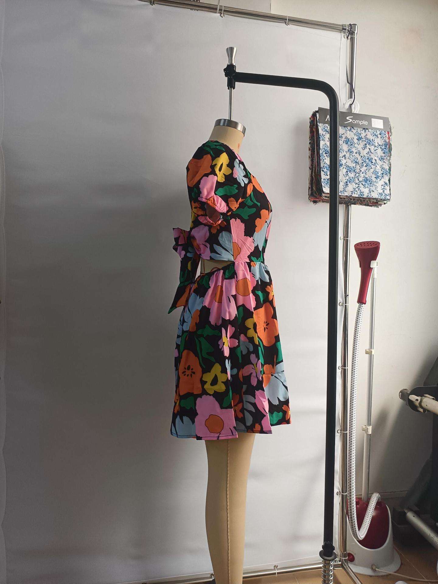 Floral Square Neck Dress with Puffed Sleeves image 5